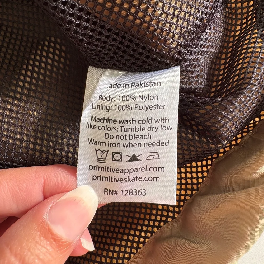 Men's Primitive Gold Pack Levels Anorak Jacket size medium gold black pullover
